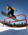 Deska snowboardowa GNU T.R.E.